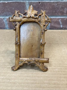 Hand Carved Wooden Picture Frame Vintage, Tree Log, Leaf - Bild 1 von 4