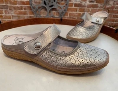 Spring Step Tirrana Gold Perforated Leather Mary Jane Mule 8 New Slides Clogs - Image 1 of 3