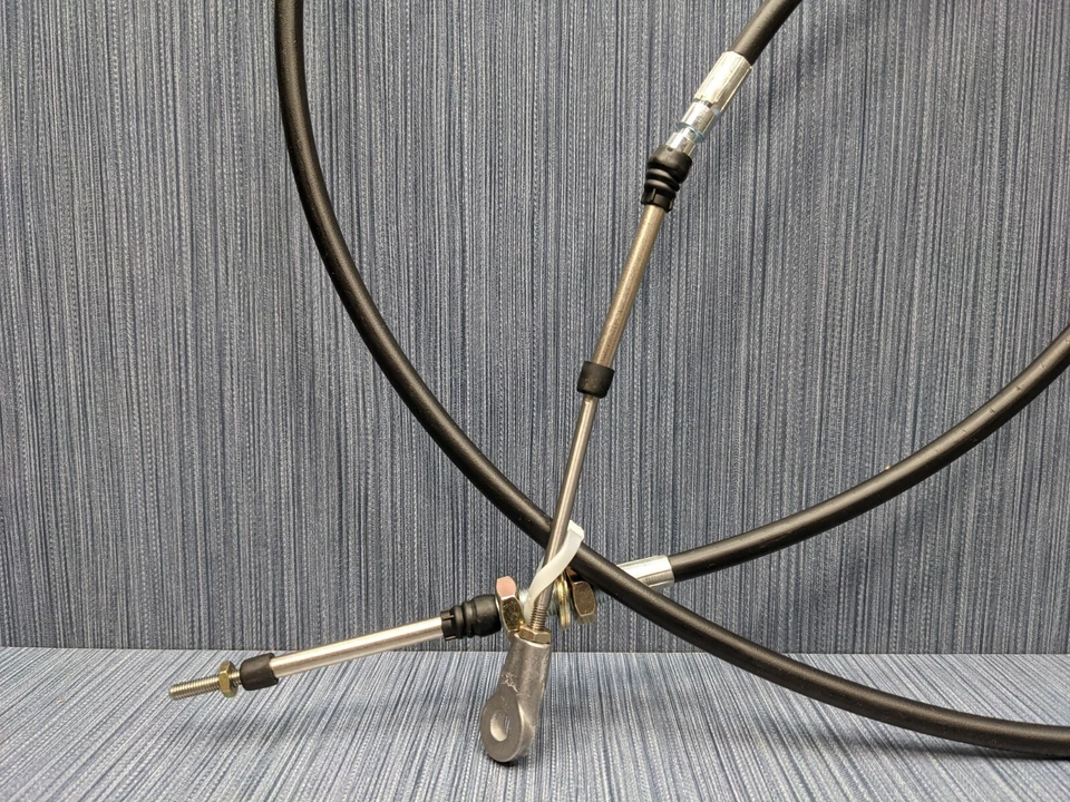 Eaton LG Flexible Shaft Assembly For Circuit Breaker 6608C44-H15 7' (84") Long - Image 1 of 4