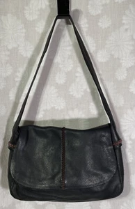 Bolso de mano estilo mensajero de cuero negro Sigrid Olsen - Imagen 1 de 11