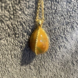 Vintage Joan Rivers Enamel Egg Necklace Floral Flower Good Tone 28” - Picture 1 of 6