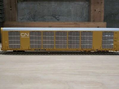 ScaleTrains HO Scale Multi-Max Auto Rack - CN white logo - Image 1 of 4