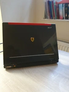 PORTATIL FERRARI ACER SERIE 4000 RARO VENDIDO COMO SE VE, RÁPIDO Y GRATIS REINO UNIDO 🇬🇧 ¡ENTREGA! - Imagen 1 de 7