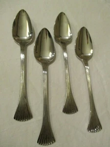 Juego de 4 cucharaditas de madera Reed & Barton Bretton cubiertos estilo concha 6 1/4" - Imagen 1 de 6