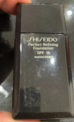 Shiseido Perfect Refining Foundation B100 No Box - Image 1 of 2