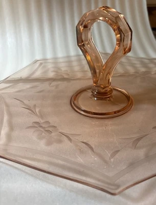 Vintage Pink Depression Glass Octagonal Sandwich Tidbit Dessert Tray w/ Handle - image 1 of 4
