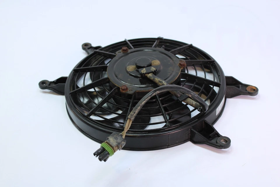 Radiador 09-12 CAN-AM OUTLANDER MAX 800R OEM 709200371 - Imagem 1 de 4