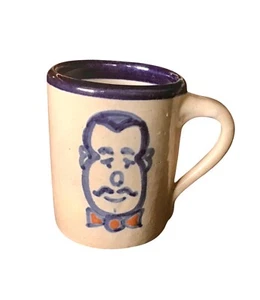 John B Taylor Keramik Becher mit Gentleman Gesicht Design 3" hoch - Bild 1 von 5