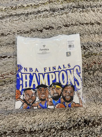 Fanatics Golden State Warriors 2022 NBA Finals Champs Caricature T-Shirt Large L Cover