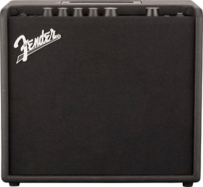 Fender Mustang LT 25 Combo Guitar Amplifier - Suitable for Electric Guitar 230V