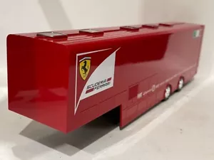 F1 Scuderia Ferrari Remolque trailer CAMION TRUCK 1:43 Ixo Salvat DIECAST - Imagen 1 de 7