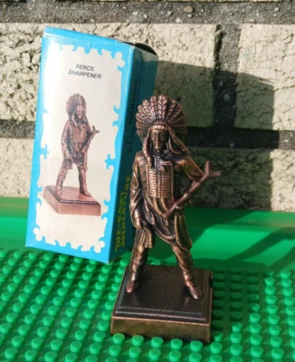 Индийский вождь литая металлическая коллекционная точилка для карандашей новая коробка антикварная отделка - Изображение 1 из 4