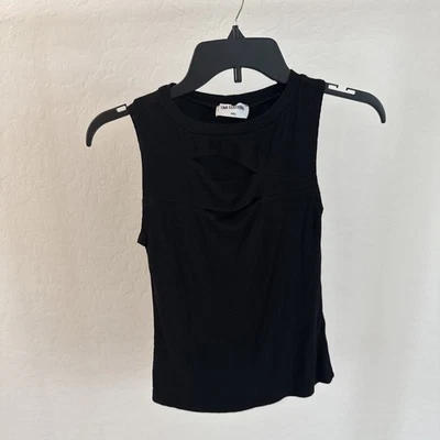 Топ безрукавка LNA Clothing черный размер маленький с вырезами на груди - Изображение 1 из 4