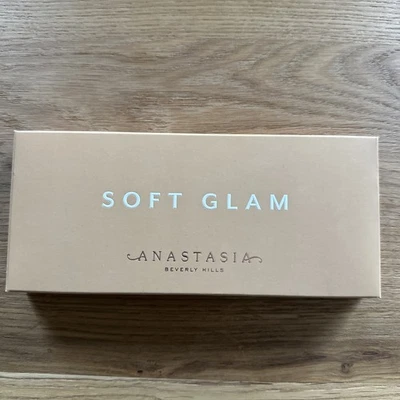 ANASTASIA Beverly Hills Soft Glam Lidschattenpalette mit 14 Tönen & Spiegel NEU! - Bild 1 von 4