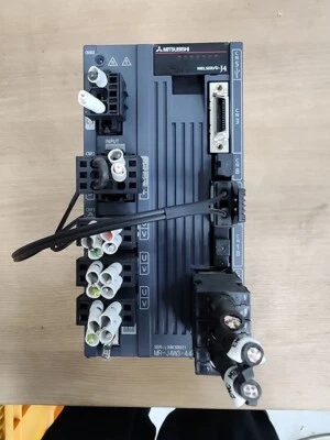 MITSUBISHI MR-J4W3-444B 400Wx3 (A.B.C) - Изображение 1 из 4