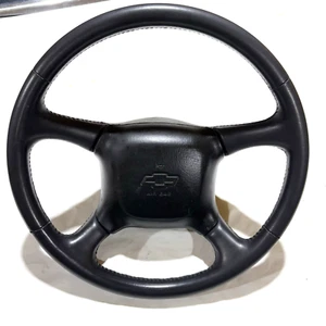 1999-2004 Chevy Silverado (Tahoe) steering wheel w/horn pad (OEM) S-10, Express - Picture 1 of 15
