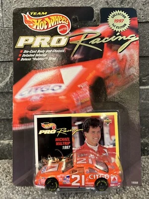 Hot Wheels 1997 #21 Michael Waltrip 1: 64 压铸 NASCAR — 第 1/2 张图片