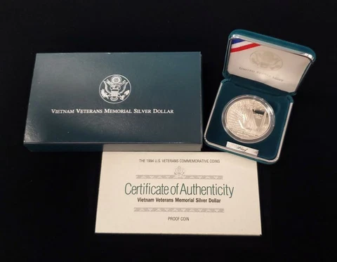 1994 U.S. Vietnam Veterans Memorial Proof Silver Dollar Cover