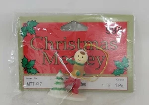 Vintage Christmas Medley MTT 417 Kinderlauf mit Weihnachtsbaum 1 1/2 Zoll - Bild 1 von 3