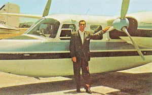 Ft. Lauderdale FL Bill Bowman W/His Airplane 2.25 x 3.5" Business Card - Picture 1 of 2