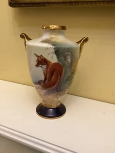 Aynsley Vase handpainted depicting a fox in landscape, poem to verso. - Picture 1 of 10