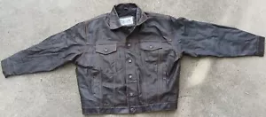 Deep And Dark Leatherwear Herren geknöpfte schwere dunkelbraune Lederjacke Größe XL - Bild 1 von 6