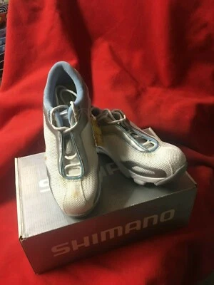 ZAPATO DE CICLISMO SHIMANO SH-WF21 PARA MUJER ROAD TOUR SPD US 5.5 EU 37 NUEVO EN CAJA RET 79.99 Foto 1 de 4