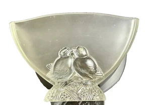 Vintage Crystal VERLYS Footed VASE Frosted Birds 1940s Art Glass Lovebirds - Picture 1 of 16