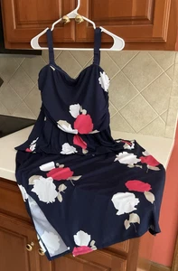 Neu mit Etikett Lane Bryant Maxikleid Größe 14/16 marineblau pink weiß Blumenmuster trägerlos oder Träger - Bild 1 von 8