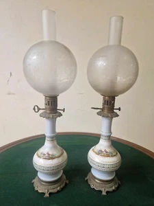 ANTICA COPPIA DI LUMI - LAMPADE FRANCESI, A PETROLIO, MODIFICATE - Picture 1 of 8