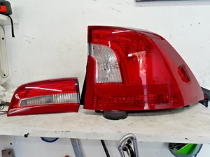2011-2017 Volvo S60 Right Rear Inner/OuterTail Light Set - Picture 1 of 8