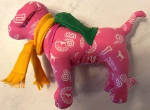 VICTORIA'S SECRET PINK DOG - ¡Mascota icónica cachorro de peluche! "PERRO PHI BETTA ROSA" - Imagen 1 de 6