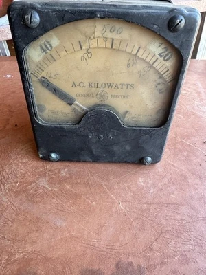 Medidor de kilovatios de CA General Electric Foto 1 de 4
