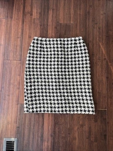 Gonna a matita vintage Diane von Furstenberg nera bianca pied de poule tweed boucle piccola - Foto 1 di 14