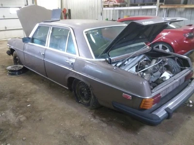 Vidrio puerta delantera conductor 115 tipo 220 se adapta a 67-73 MERCEDES 220 2080949 Foto 1 de 4