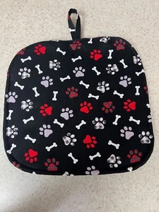 Pot Holder / Loop to Hang -Quilted Back / Plaid Puppy Paws & Dog Bones on Black - Picture 1 of 1