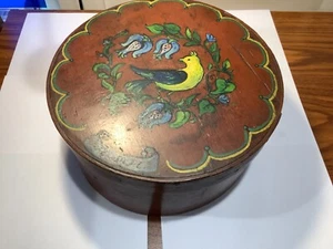 HANDMADE ANTIQUE ROUND WOODEN BOX - Picture 1 of 12