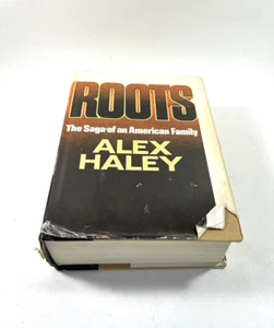 Roots: The Saga of an American Family, Alex Haley 1st Ed. HCDJ Book Club 1976 - Picture 1 of 21