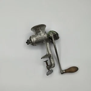Vintage Universal #2 Meat Grinder Wood Handle Made In USA. - Bild 1 von 11