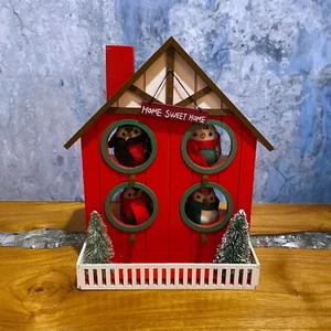 Target Christmas Wondershop 2018 Featherly Friends Birdhouse W/ 4 Mini Birds - Picture 1 of 9