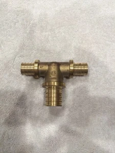 Lot Of (3) 3/4" X 3/4" X1" REHAU 260897 Tee F2080 - Picture 1 of 1