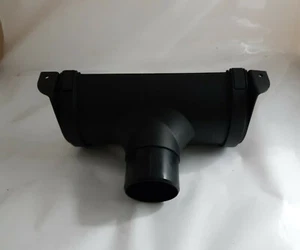 1x Hunter 112mm Half Round Gutter Running Outlet Cast iron Effect Foundry Finish - Picture 1 of 3