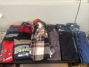 Boys size 8 Clothing Lot Shirt Pants Jeans Sweats Jacket Coat 26pc - Picture 1 of 21