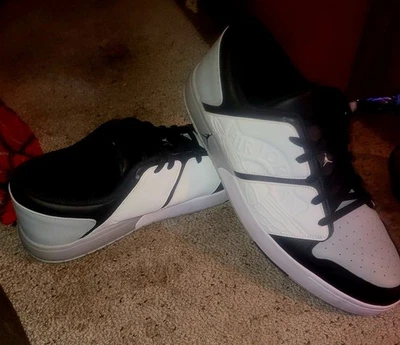 Air Jordan Nu Retro1 низкий белый черный - Изображение 1 из 4