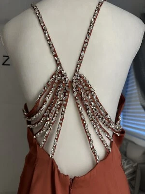 Vestido Azazie Dama de honor A18 Tirantes Satén Estrás Formal Terracota Otoño Foto 1 de 4