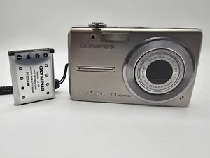 Olympus FE-230 7.1MP Digital Camera W/ Battery FOR PARTS - Picture 1 of 6