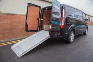 Laderampen 1.8m - 2.4m Aluminium Verladerampe Auffahrrampen Eventrampe - Bild 1 von 4