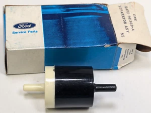 NOS Ford Vacuum Delay Valve Part# D4FZ-9C369-A - Picture 1 of 4