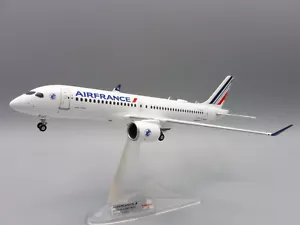 AIRBUS A220-300 AIRFRANCE 1/200 Herpa 571951 CS300 AIR FRANCE SAINT TROPEZ - Bild 1 von 12