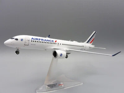 AIRBUS A220-300 AIRFRANCE 1/200 Herpa 571951 CS300 AIR FRANCE SAINT TROPEZ - Imagen 1 de 4